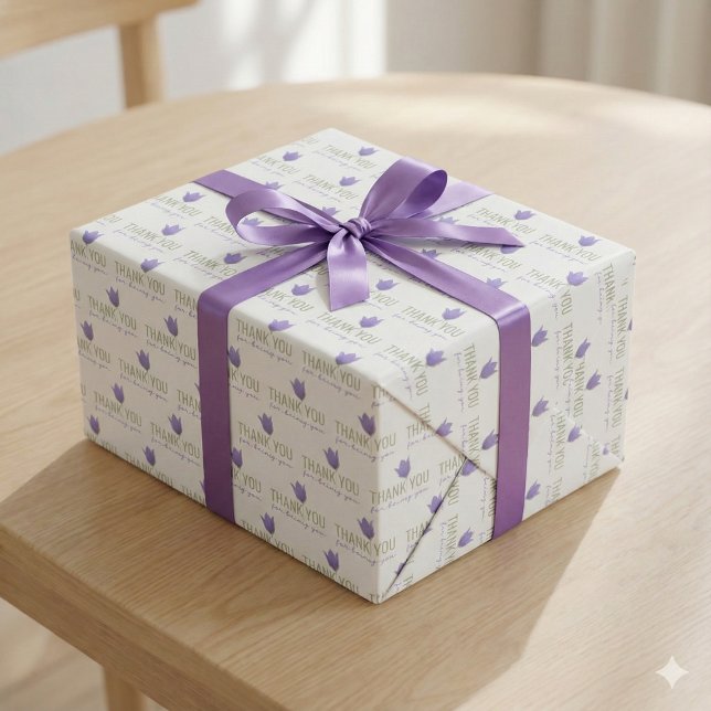 Gracias Por Estar Envolviendo Papel (Show your gratitude with this, "Thank you for being you" wrapping paper! )