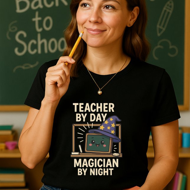 Graciosa Camisa De Maestra, Magicie Por Noche (Subido por el creador)