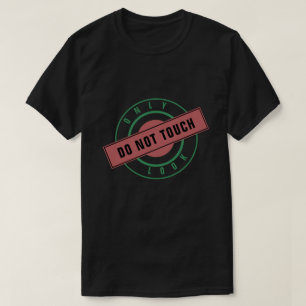 Graciosa estampilla de texto de camiseta sólo apar