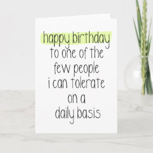 Graciosa tarjeta de cumpleaños feliz