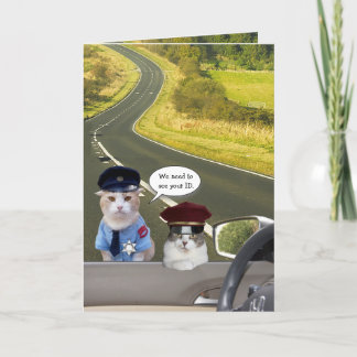 Graciosa tarjeta de cumpleaños para gatos y gatito