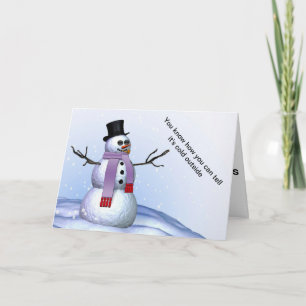 Graciosa tarjeta de invierno adolescente Snowman