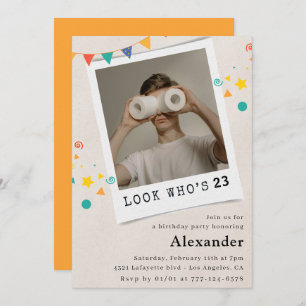 Graciosas invitaciones para el 23° cumpleaños Homb