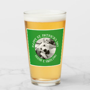 Gracioso Día de San Patricio Irlandés y Perro Sonr