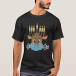 Gracioso regalo de suéter fea para renos de Hanukk<br><div class="desc">Gracioso Hanukkah Menorah Reindeer Suéter Regalo Shirt</div>