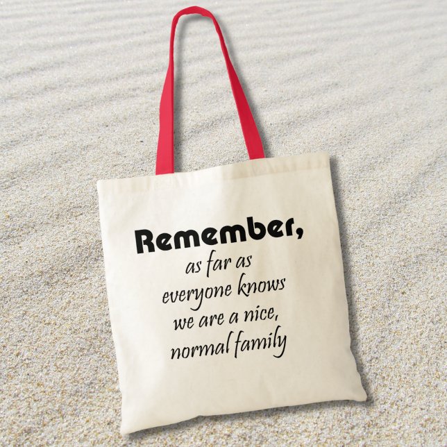 Gracioso tote de compras bolsas reutilizables rega (Funny family quote for a reunion or gift idea. Reusable shopping bag makes a great souvenir.)