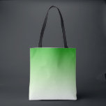 Gradiente Bolsa de tote verde oscuro a verde claro<br><div class="desc">Gradiente Verde oscuro a verde claro bolsa de tocador El color de Pantone del año 2017 es la vegetación de la naturaleza. Combiné varios matices de verde para crear esta sutil bolsa de gradiente en cascada. ¡Día de San Patricio, cualquiera! También está disponible el embalaje de regalo correspondiente. Por celeste@khoncepts.com...</div>