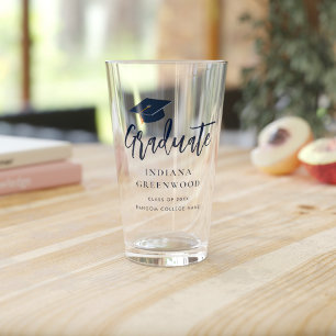 Graduación 2026 Script Azul Marino Graduado Person