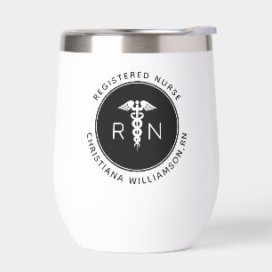 Graduación en la Escuela de Enfermería RN Moderna 