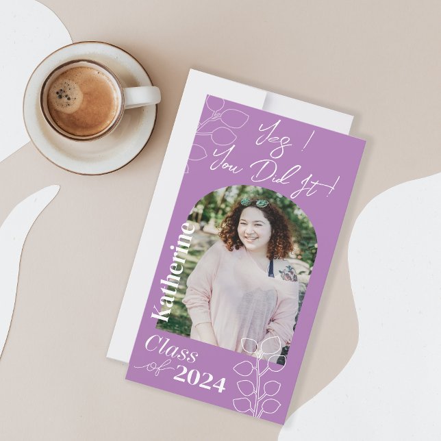 Graduación Lavanda de oligosidad simple ("Yes you did it !" modern simple graduation
card for your friends. )