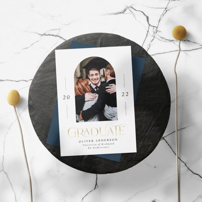 Graduación moderna y elegante azul marino 1 arco d (Subido por el creador)