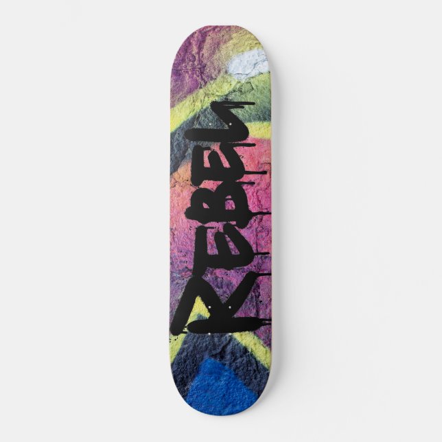 Graffiti Rebel Skateboard (Anverso)
