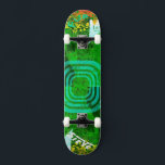 Graffiti Skateboard para personalizar<br><div class="desc">Haz de este tablero de graffiti con el título "Voltear" y nombra el tuyo añadiendo tu texto. Para acceder a las herramientas de edición avanzadas, vaya a "Personalizar esta plantilla" y haga clic en "Detalles", desplácese hacia abajo y presione el enlace "clic para más personalizares". Ideal para cualquier ocasión, como...</div>