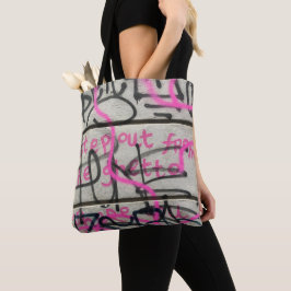 Graffiti urbano rosa y gris estilo bolsa de té