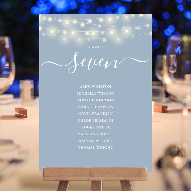 Gráfico de Asientos con Número de Mesa de Luces de (Dusty Blue String Light Table Number Seating Chart)