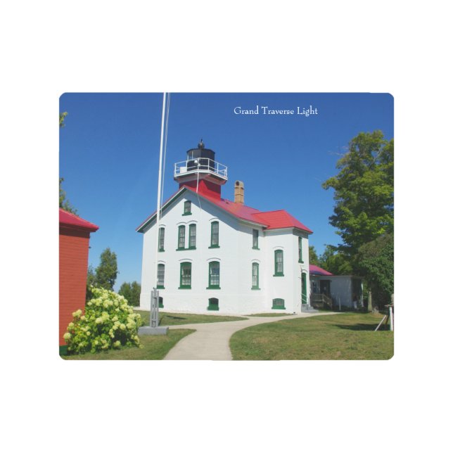 Gran arte mural metalizado del faro de Travesía (Anverso)