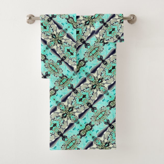 Gran espejo de tonos aguamarina y gris (In situ)