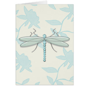 Gran libélula sobre fondo floral estampado