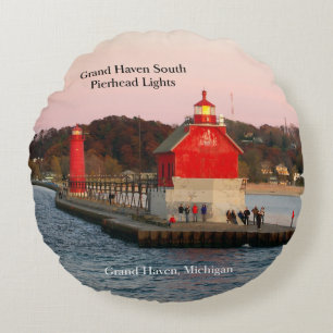 Grand Haven South Pierhead Luces almohada redonda
