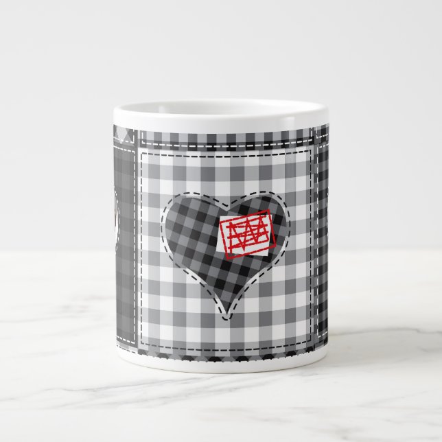 Grande Taza de café con parches de colcha de corazón (Frente)