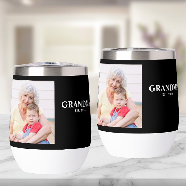 Grandma Established Bold Black Photo (Subido por el creador)