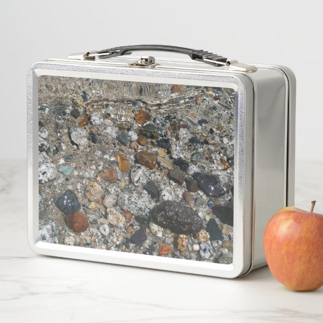 Granito de guijarros en el lago Tenaya en Yosemite (In situ)