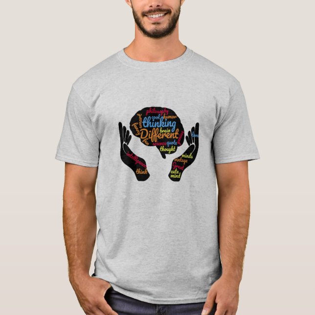 Great Minds piensan diferente en la camiseta (Anverso)