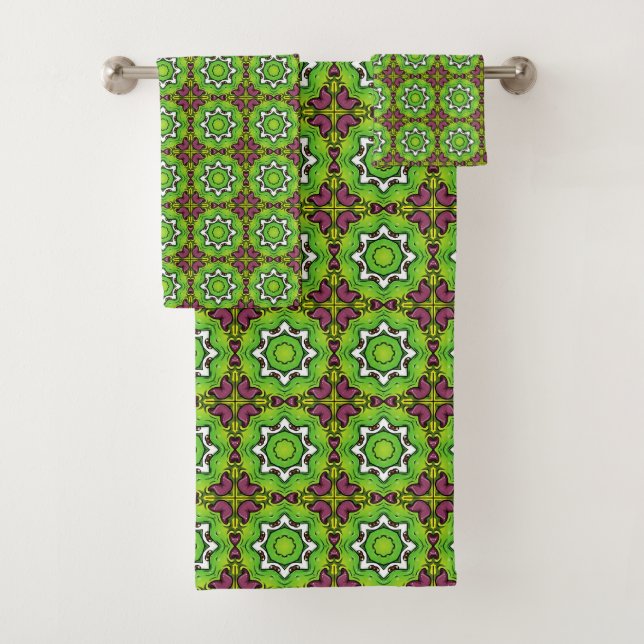 Green and purple geometric mandala pattern (In situ)