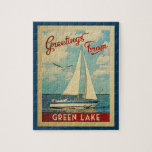 Green Lake Jigsaw Puzzle Sailboat Retro Wisconsin<br><div class="desc">Este diseño náutico vintage de Greetings From Green Lake Wisconsin incluye un barco que navega en el agua con gaviotas y un cielo azul lleno de hermosas nubes blancas.</div>