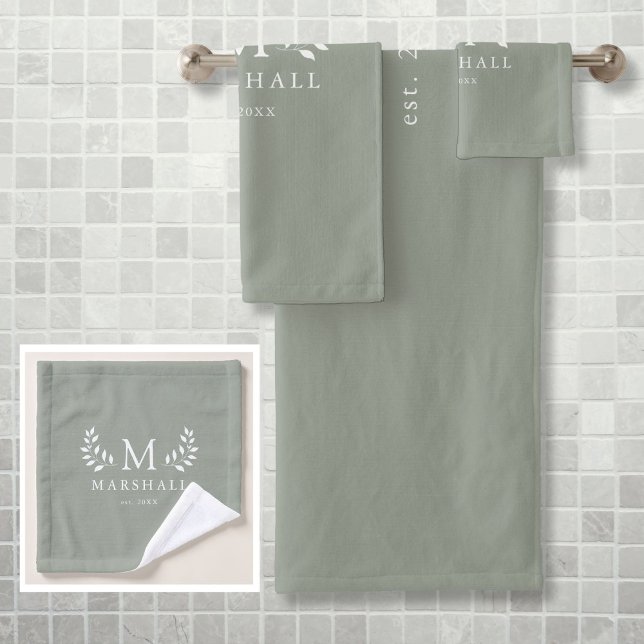 Green Modern Elegant Floral Monograma Nombre (Green Modern Elegant Floral Monogram Name Bath Towel Set)