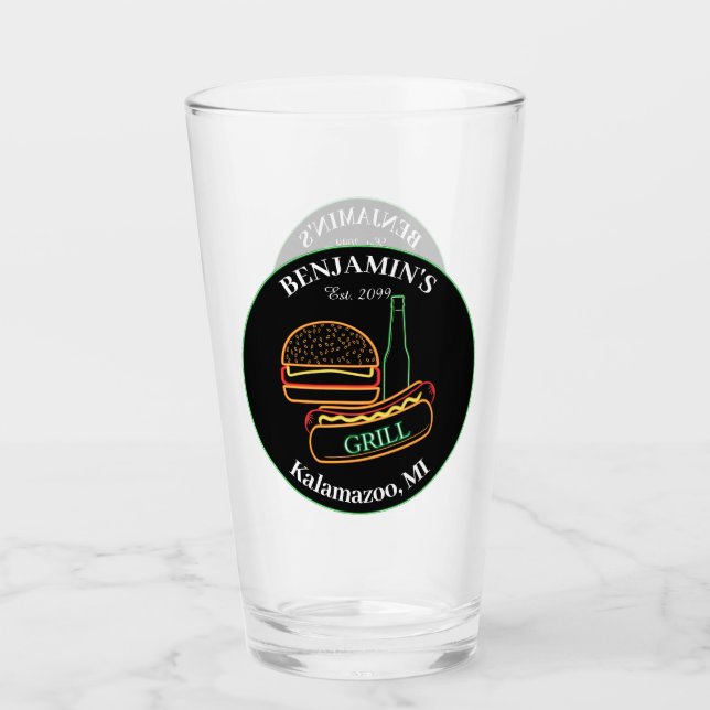 Grill Backyard con cerveza de pinta de dragón de h (Anverso)