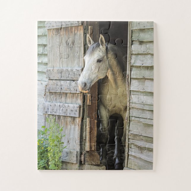 Gris Mare Horse & Barn Rompecabezas sobredimension (Vertical)