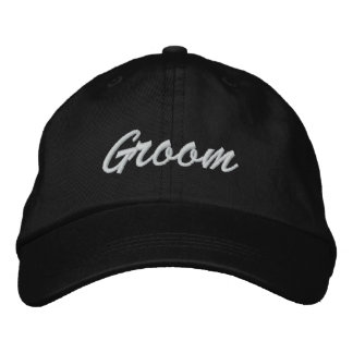 Groom Embroidered Gorra