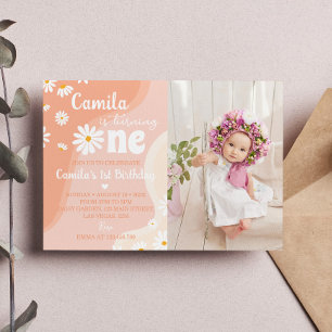 Groovy Boho Daisy Primera Invitación de cumpleaños