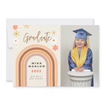 Groovy Rainbow Graduation Invitación