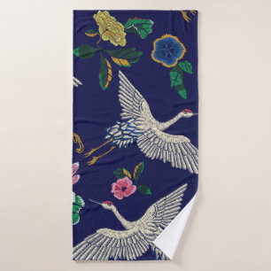 Grúas, olas y flores japonesas. Embroidery ill