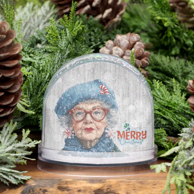 Grumpy Aging Female Friend Snow Globe (Invierno)