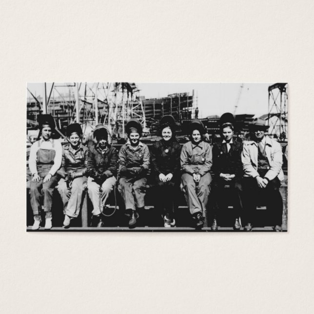 Grupo de soldadoras durante la Segunda Guerra Mund (Frente)