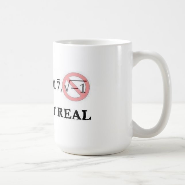 Guardándolo taza de café real (Derecha)