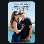 Guardar la fecha de nuestro imán Boda<br><div class="desc">Este es un imán de personalizable simple pero hermoso para recordarle a su familia y amigos su día especial. Puede personalizar esto con su foto y cambiar el texto del imán. ¡Que guarden la fecha y no se olviden!</div>