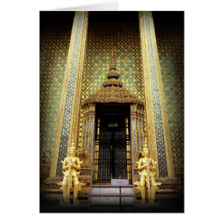 Guardas de la foto de oro de Tailandia del palacio