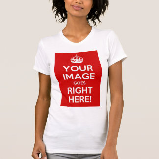 Guarde la camiseta menuda de las señoras