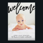 Guión de bienvenida moderno | Anuncio de nacimient<br><div class="desc">Presenta tu paquete de alegría a la familia y amigos con esta invitación moderna que incluye tu foto favorita y un diseño de guiones de bienvenida en la parte superior. Incluye archivo de respaldo de puntos polka con color de personalizable.</div>