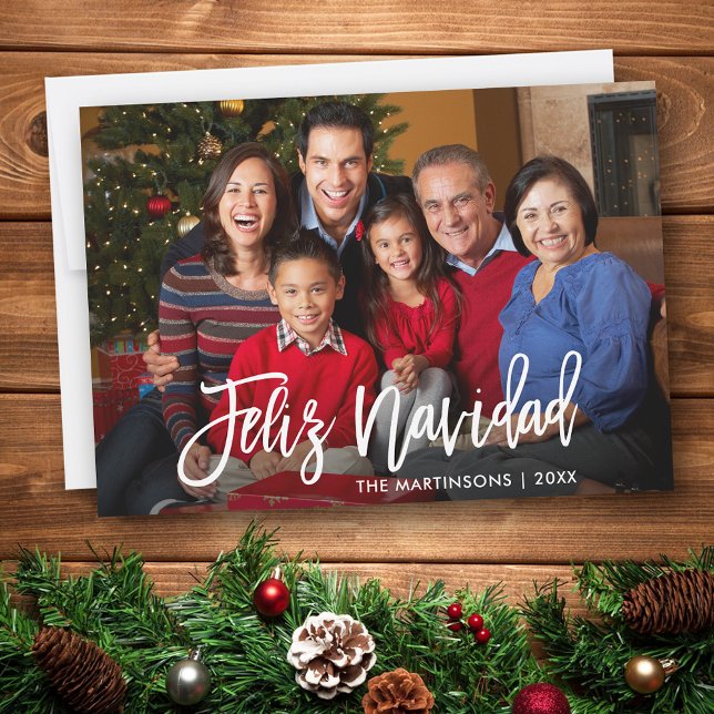 Guión de broche moderno Feliz Navidad Foto familia (Customize to add text to back of card.)