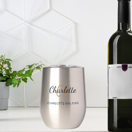 Guión de nombre de las iniciales del monograma