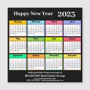 Guión de oro del calendario 2023 sobre el imán de