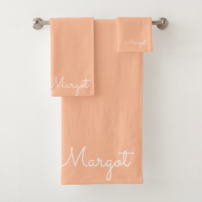 Guión moderno de melocotón en monograma elegante (In situ)