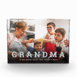 Guión moderno "Te queremos - abuela", foto de vidr