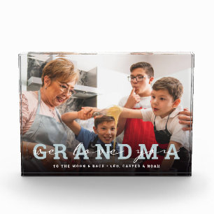 Guión moderno "Te queremos - abuela", foto de vidr