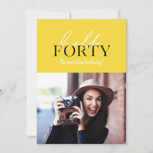 Guión moderno y foto geométrica de 40 años